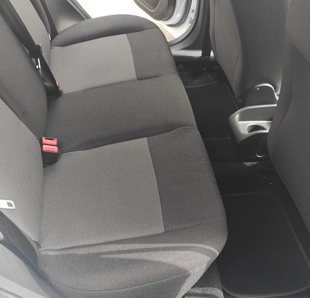 Ford Fiesta cena 32500 przebieg: 134000, rok produkcji 2015 z Brzozów małe 631